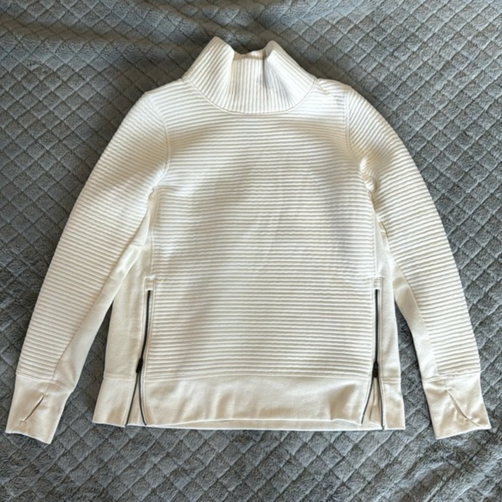 All in Motion Elegant Ribbed Turtleneck Sweatshirt